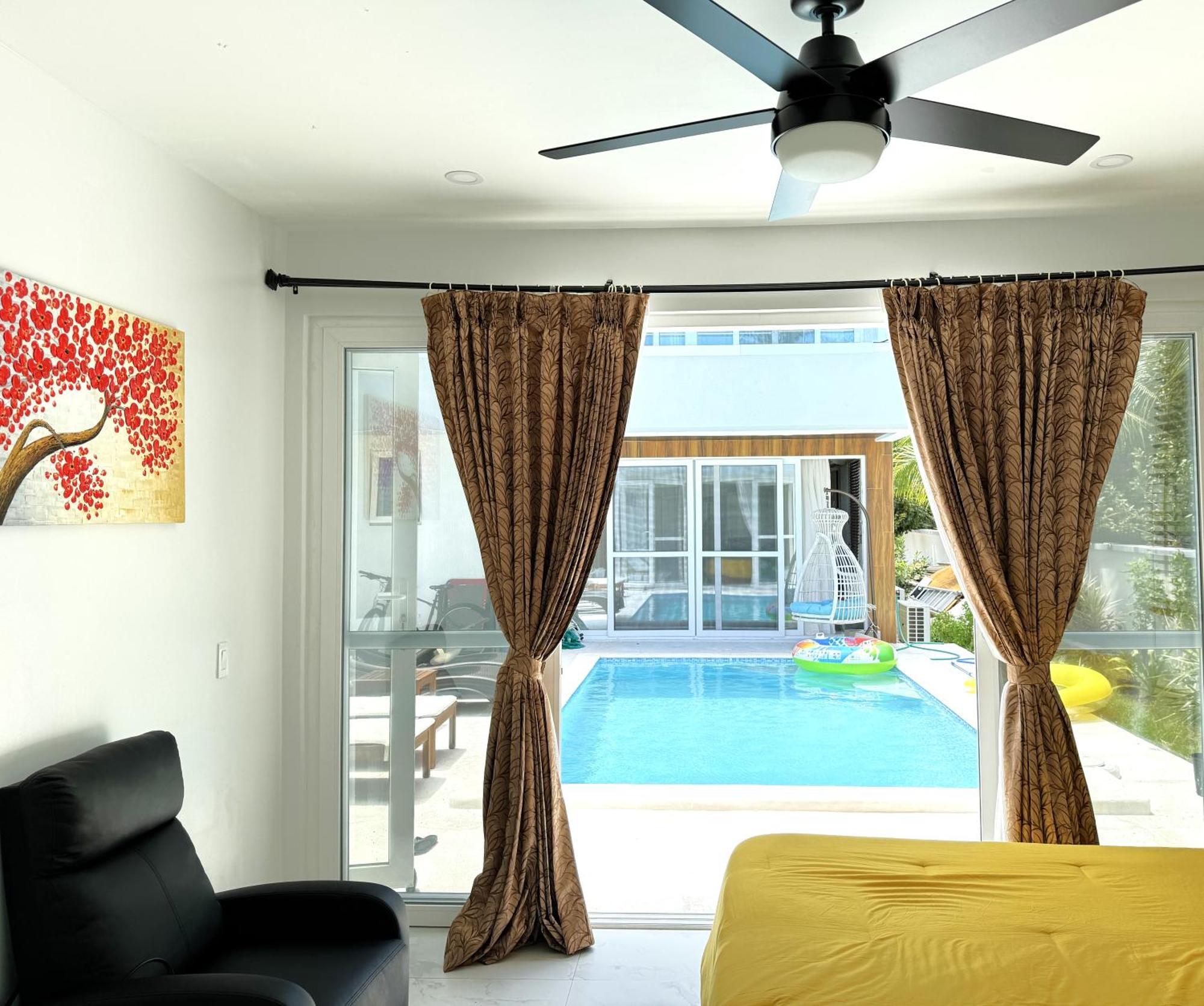 Ocean Pearl - Exclusive Modern Comfort Holiday Home In Leeward Residential Nearby Sunset Beach Long Bay 外观 照片